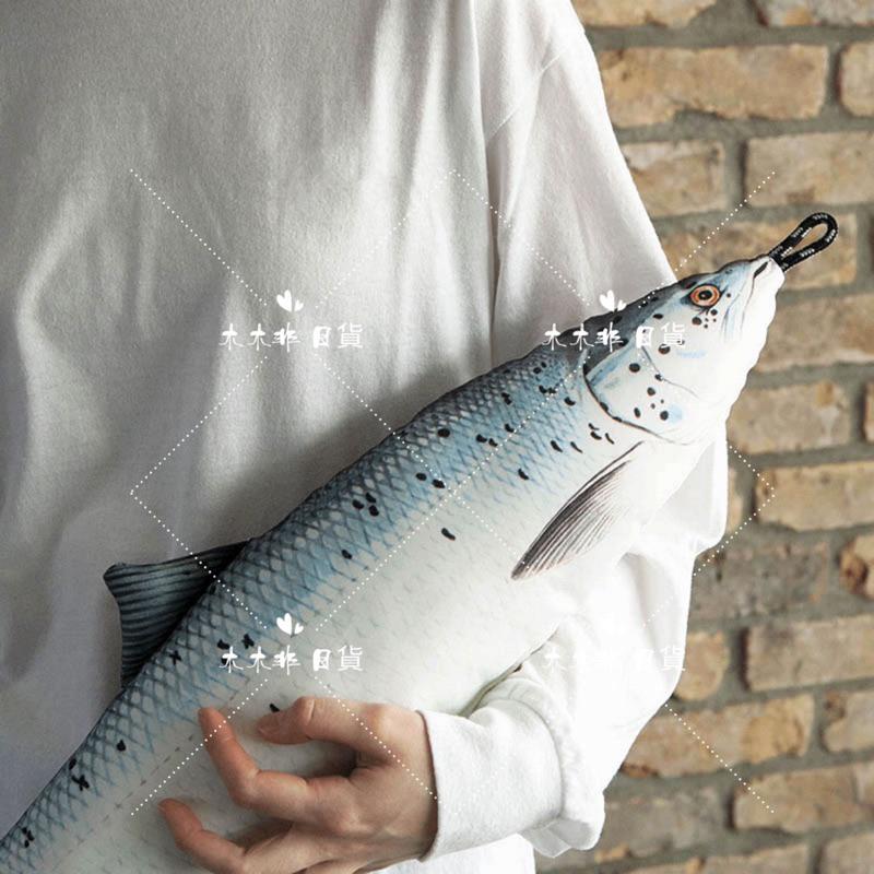 木木非 日本DULTO魚抱枕 靠墊 抱枕 療育擺設-細節圖5