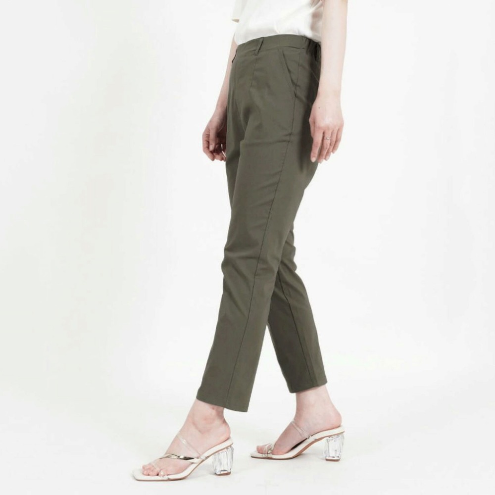 木木非 日本aiai Asoumi 彈力舒適錐形長褲 夏素材 薄款長褲 春夏款式 加大尺碼 長褲-細節圖8