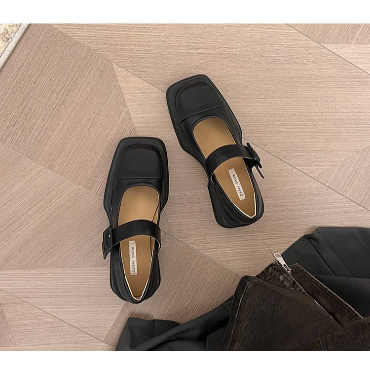 時尚👍真心好看🥑K18韓國空運🇰🇷拼接厚底瑪莉珍鞋 復古方頭 一字帶 瑪莉珍鞋 英倫風 厚底 松糕鞋 皮鞋 -細節圖9