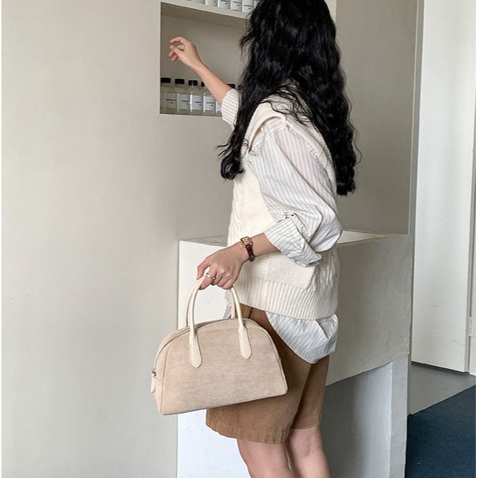 好美💛☺R41韓國空運🇰🇷復古秋冬麂皮絨手提波士頓包 手提包 波士頓包 毛絨包包 韓國包包 時尚包包 代購包包-細節圖2