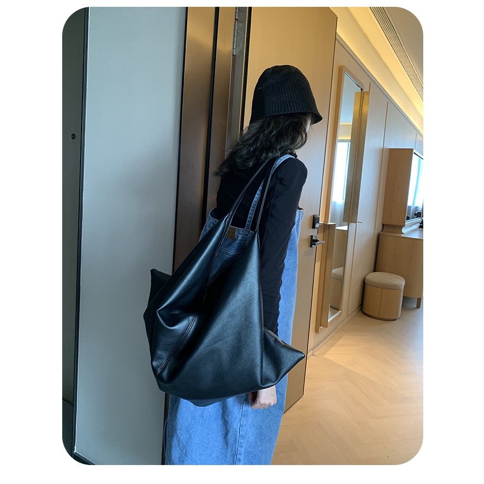 時髦拼接撞色🍣🍺F06『韓國🇰🇷代購』質感軟皮革撞色托特包 托特包 極簡風格 大容量托特包 腋下包 皮革女包-細節圖10