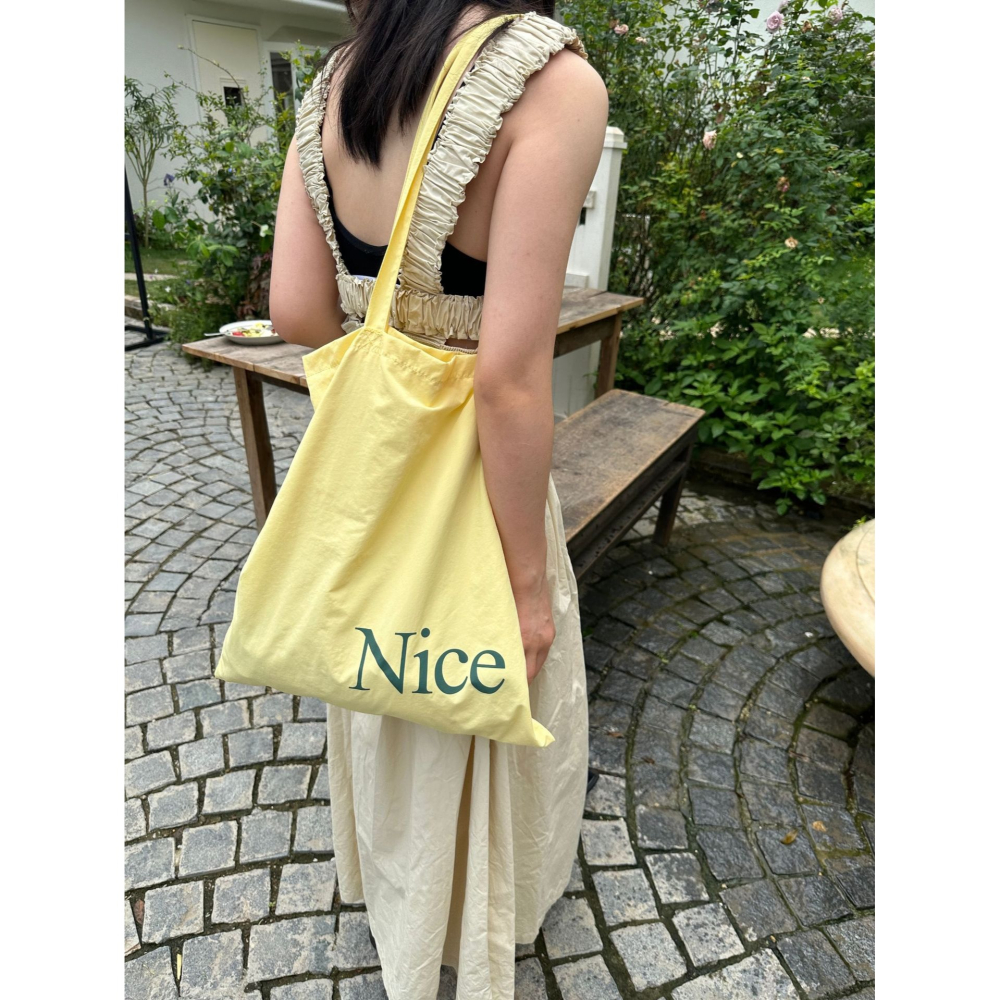 NICE😎🚲N13韓國空運🇰🇷慵懶隨性字母印花單肩包 單肩大容量 百搭 字母 尼龍包包 手提袋 度假風 清新-細節圖10