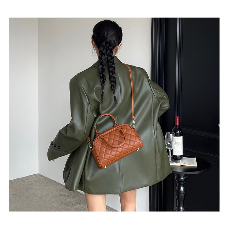 高貴氣質🍹⭐F20韓國🇰🇷代購質感綉格手提波士頓包 波士頓包 斜挎包 綉格包 軟皮 單肩包 韓國包包 韓國代購-細節圖5