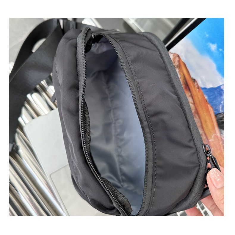 休閒百搭🍪🍦F24韓國🇰🇷代購簡約休閒牛津布斜跨小包 側背包 肩背包 斜跨包 單肩包 韓國包包 牛津布 休閒-細節圖8