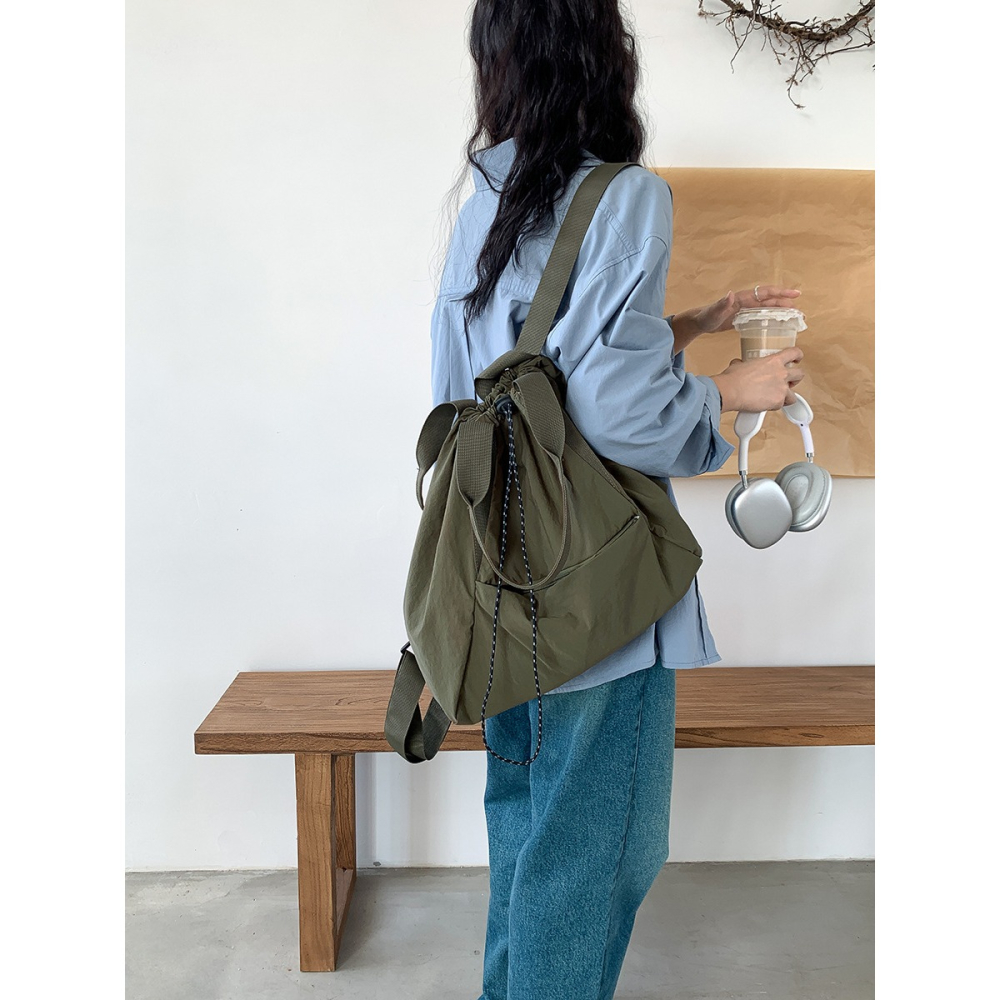 多功能多背法😻🤙C32韓國空運🇰🇷韓國拉繩束口多功能單肩包 大學生 托特包 大容量 雙肩包 休閒尼龍單肩包-細節圖9