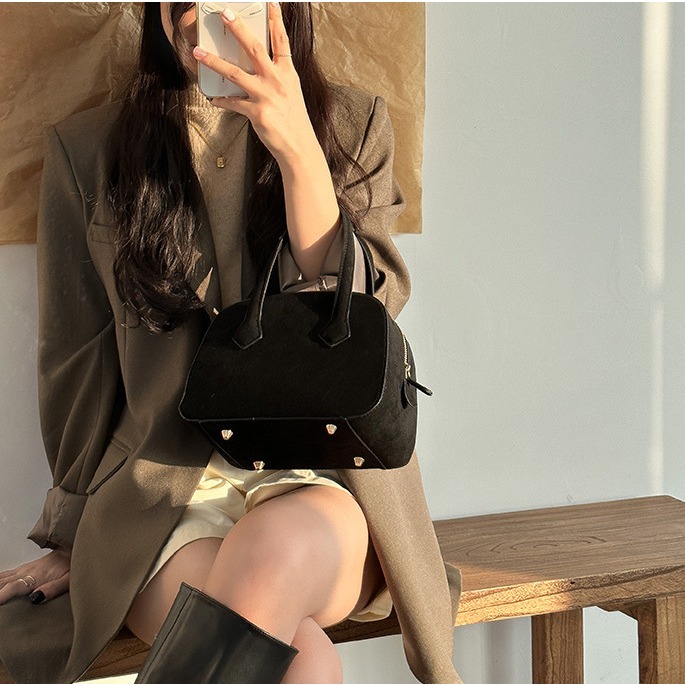 新款超勸buy🍣🍶C33韓國空運🇰🇷輕復古挺版絨面波士頓手提包 絨面手提包 波士頓包 復古 韓國手提包 時髦-細節圖5