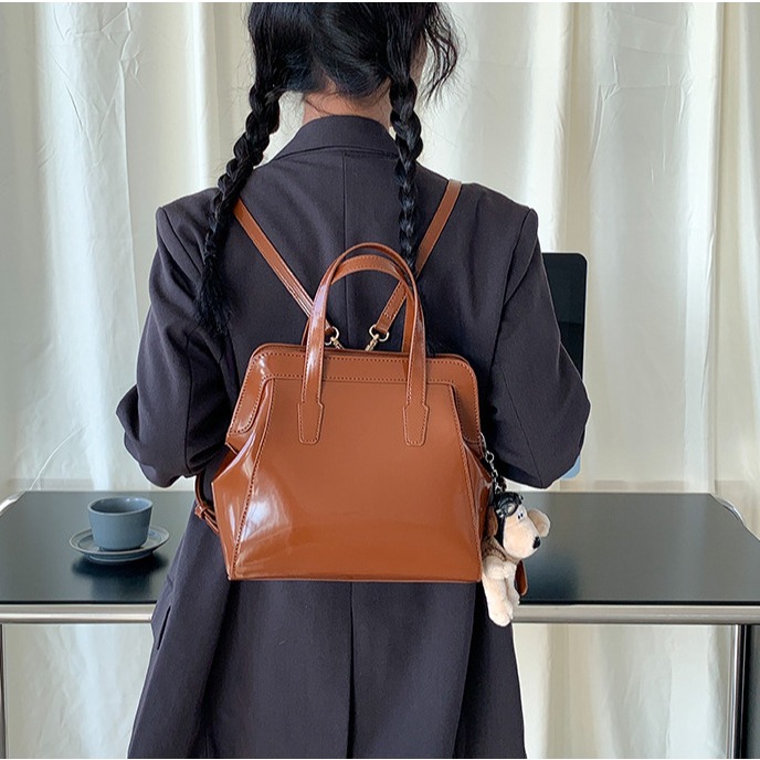 高級皮質💕挺版造型😍C34韓國空運🇰🇷正韓復古硬挺皮革雙肩包 單肩包 手提包 後背包 雙肩包 皮革包包 東大-細節圖8