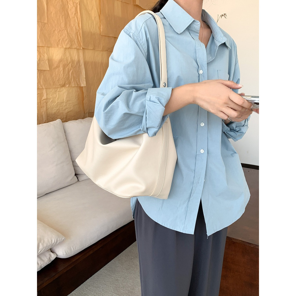 經典款百搭❅♨C51韓國空運🇰🇷輕復古經典軟皮大容量托特包 肩背包 斜跨包 單肩包 腋下包 托特包 韓國大容量包-細節圖4