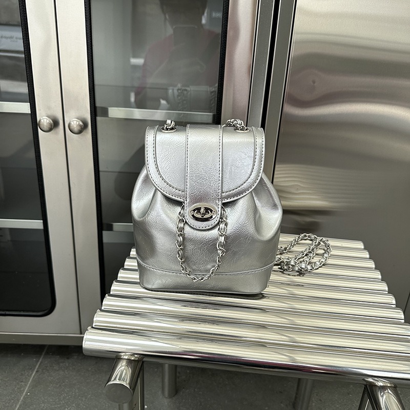 多功能🚀亮面質感🍁6189#韓國🇰🇷代購質感皮革多功能鏈條雙肩包 後背包 雙肩包 背包 韓國包包 韓國東大門-細節圖11