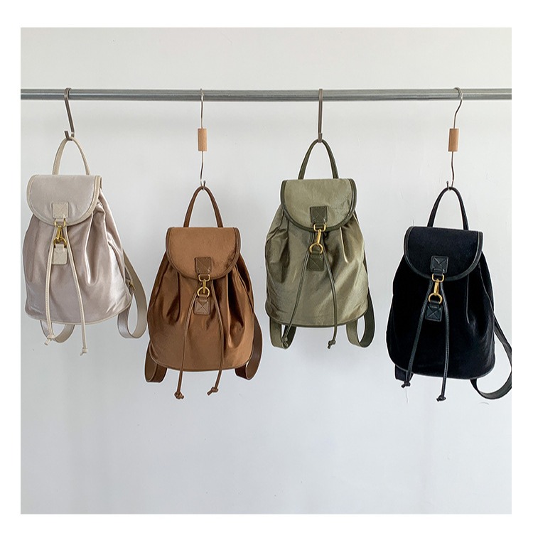 絲滑亮面➵顏色美翻✡LF5813韓國空運🇰🇷都市簡約實用大容量雙肩包 後背包 背包 旅行背包 外出實用包包 包包-細節圖11