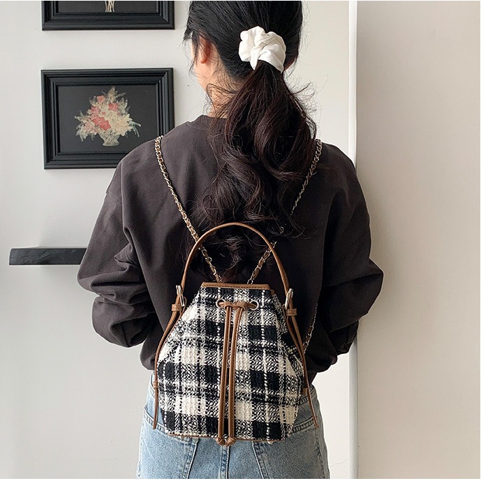 時尚與容貌的結合░是歐膩△U018韓國空運🇰🇷韓劇女主的鏈條格紋雙肩包 後背包 雙肩包 手提包 鏈條包 韓國背包-細節圖4