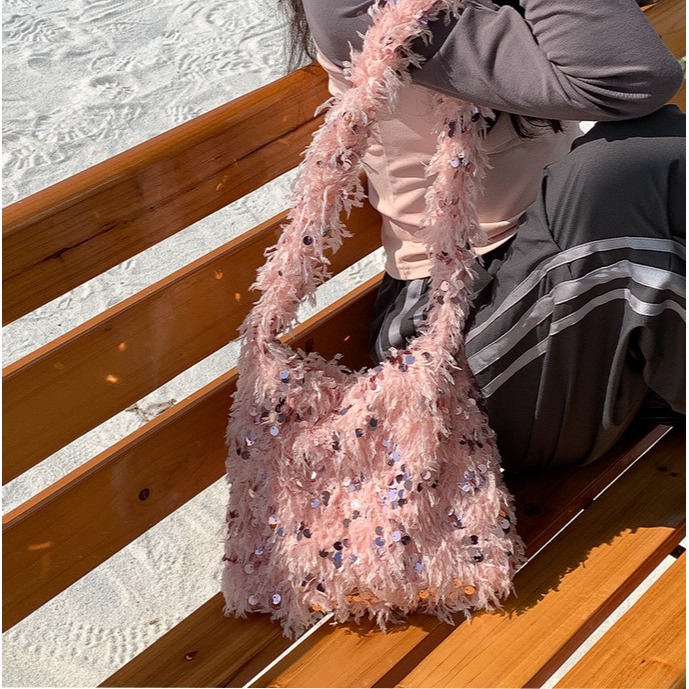 超挖賽！好看慘⧳自留粉💟 A70012韓國空運🇰🇷真的不要太時髦毛絨亮片包 單肩包 肩背包 亮片包 側背包 韓-細節圖3