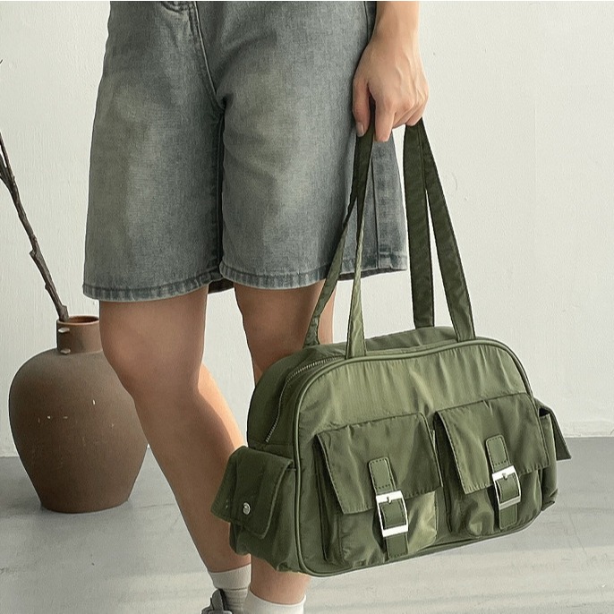 24 Jan New💛A1541韓國空運🇰🇷個性休閒多口袋尼龍腋下包 大容量包包 尼龍單肩包 休閒肩背包 韓國-細節圖11