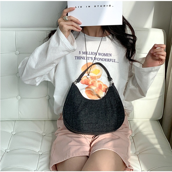 造型感⧭牛仔包↦A8302時尚高級手提牛仔包 百搭手提包 牛仔袋 手提包 星月包 韓國包包 托特包 餃子包-細節圖7