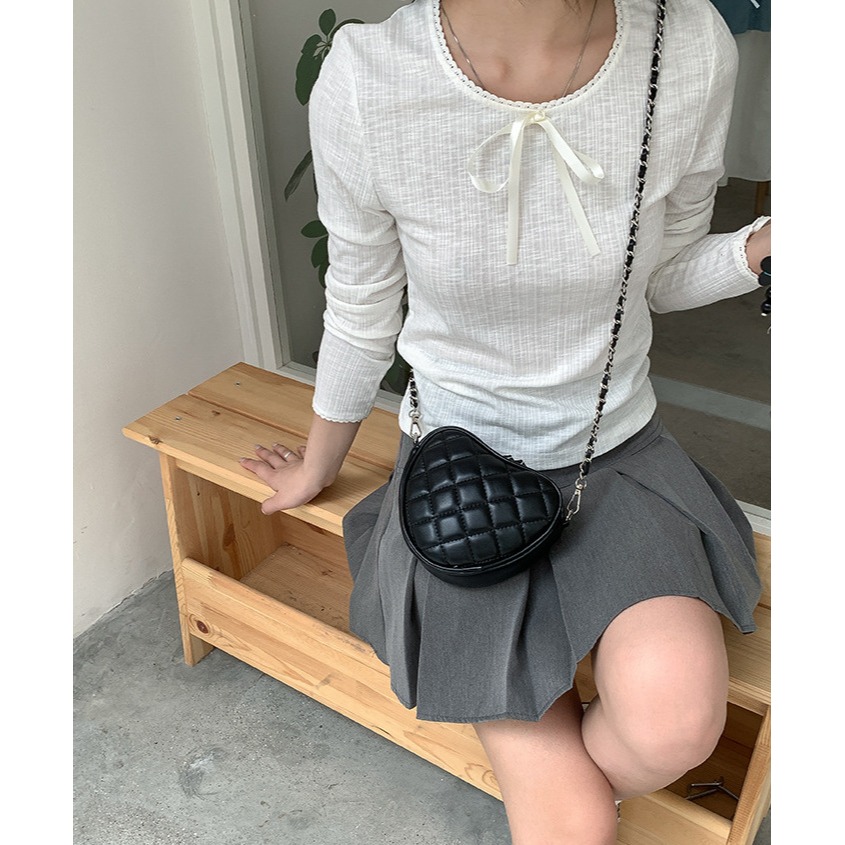 可愛心型✰✰U9808設計感心型菱格鏈條盒子包 鍊條包 心型包 斜跨包 口紅包 菱格紋 零錢包-細節圖11