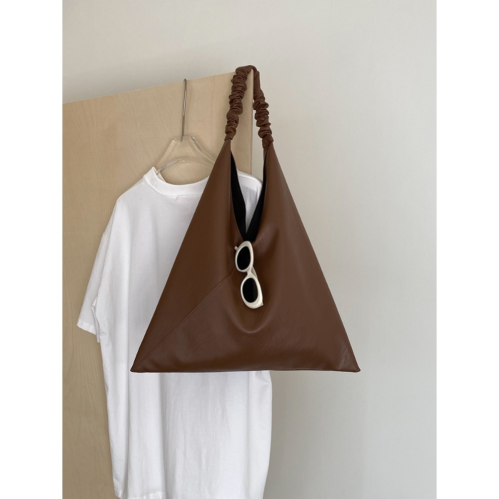 極簡主義者的新歡❖A10018是你們會很喜歡的簡約軟皮單肩托特包 通勤托特包 皺褶設計腋下包 單肩包-規格圖11