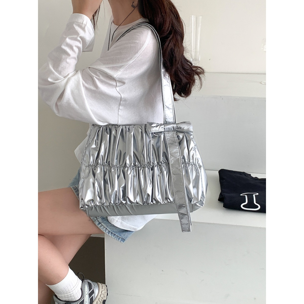 空氣感⁂是厚實的款式U33317輕量好摸材質蝴蝶結單肩通勤托特包 單肩包 腋下包 托特包 皺褶包-細節圖6