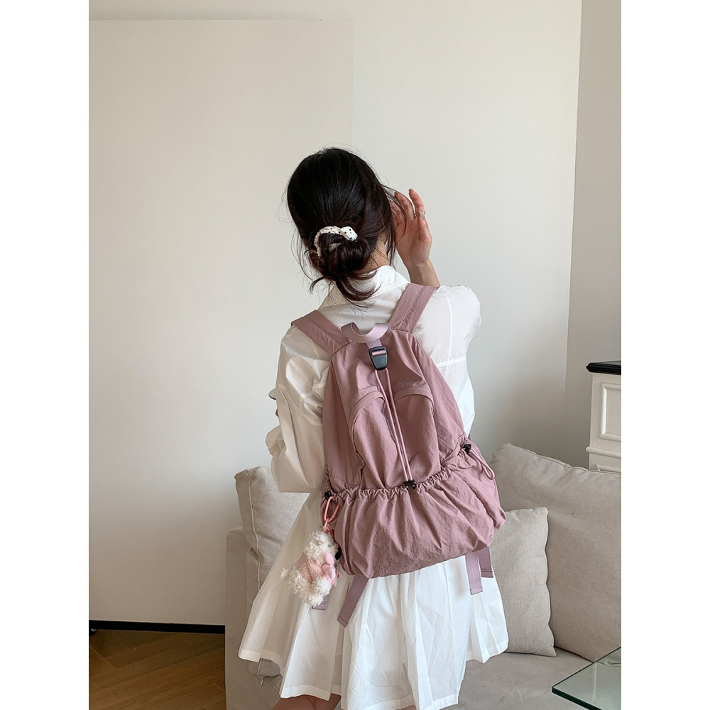 粉嫩調色盤🌸會不會太好裝😊『U80031』韓國大學生創意拉繩皺褶後背包 雙肩包 韓國背包 尼龍雙肩包-細節圖4