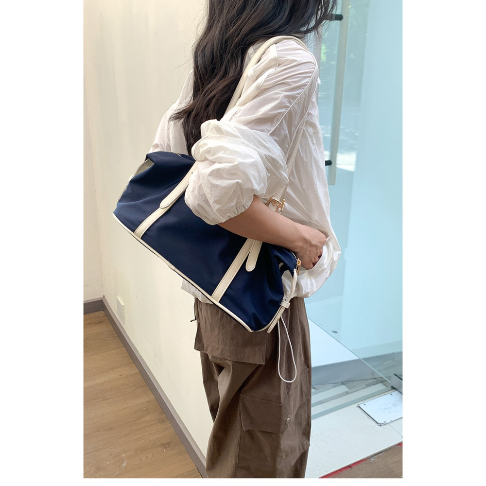 拼接配色看著就高級⍢大容量喔『A600111』復古雙拼橫款單肩托特包 腋下包 托特包 單肩包 尼龍包 通勤包-細節圖3