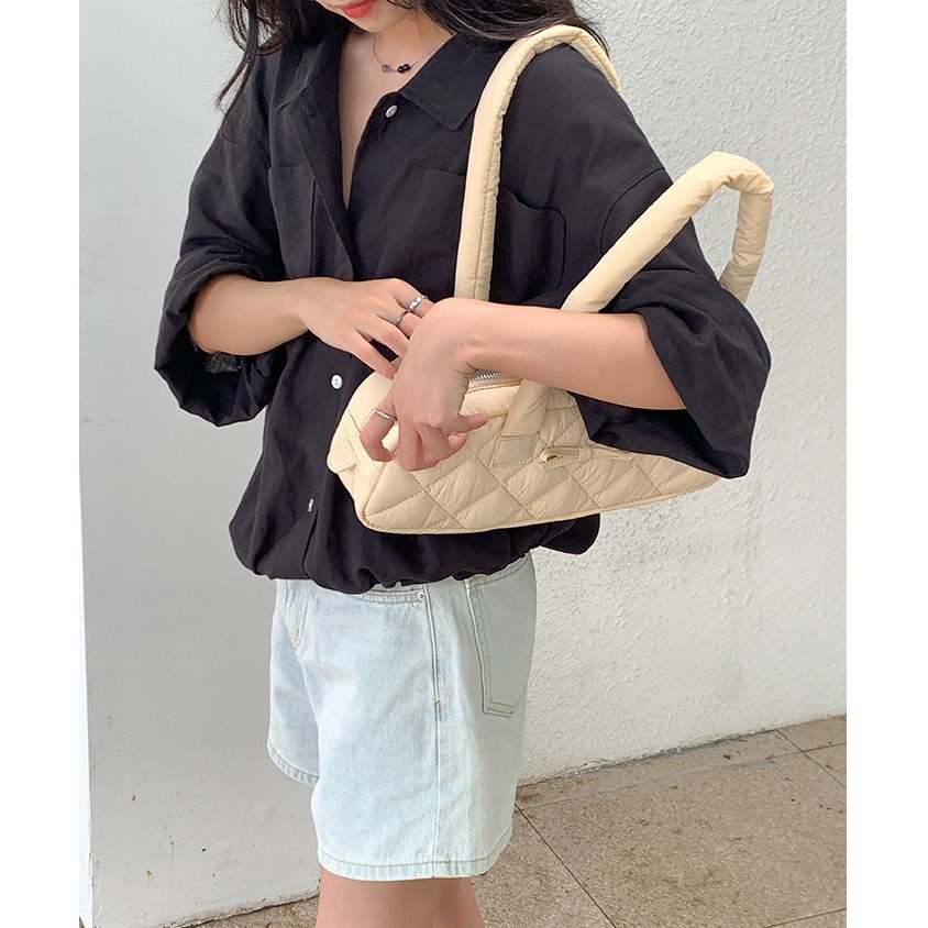 4色必入👏歐膩極推薦♯♯『9071』蝴蝶結菱格雲朵單肩棉服包 通勤凱旋門腋下包 休閒雲朵包 菱格紋包包-細節圖10