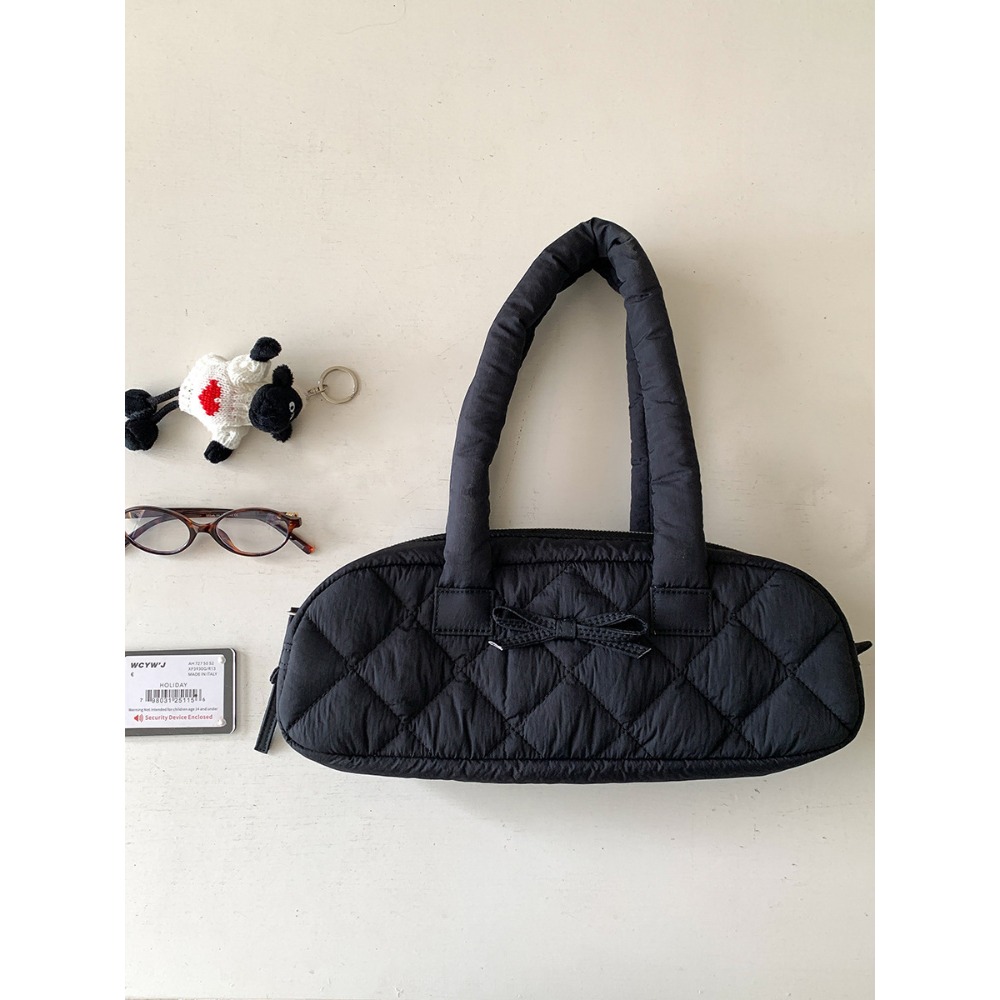 4色必入👏歐膩極推薦♯♯『9071』蝴蝶結菱格雲朵單肩棉服包 通勤凱旋門腋下包 休閒雲朵包 菱格紋包包-規格圖11