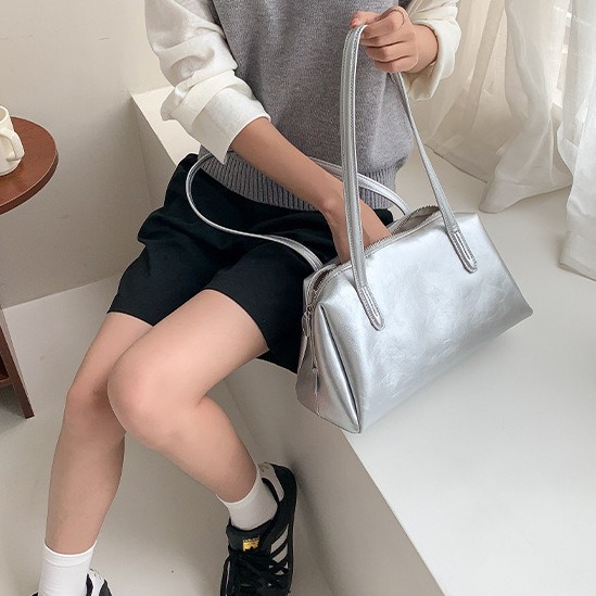 韓國2024新款皮質▩▩U550簡約純色大容量單肩波士頓包 大氣時尚通勤腋下包 托特包 波士頓包 腋下包 肩背包-細節圖3