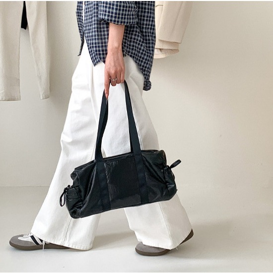 休閒大容量運動風🏉🏉U9810韓國東大門新款百搭旅遊單肩腋下包 單肩包 托特包 腋下包 旅行包 行李袋-細節圖2