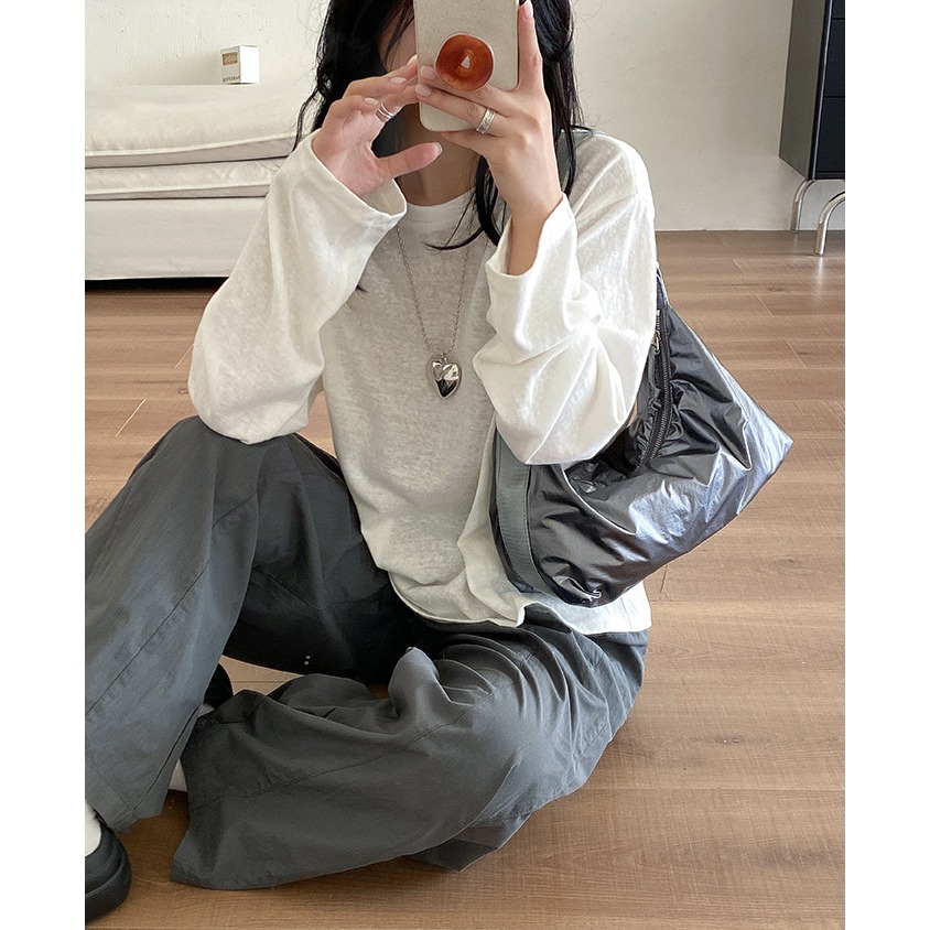 你的完美夥伴╽從容應對每一天挑戰♧『A600112』提供無與倫比的舒適與實用性空氣枕頭包 斜跨包 單肩枕頭包 韓國包-細節圖7