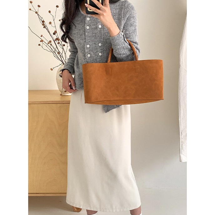 精选高品质麂皮绒材料▞耐磨耐髒☻U33318無論走到哪裡都是你最得體的時尚聲明手提托特包 手提包 大容量托特包-細節圖10