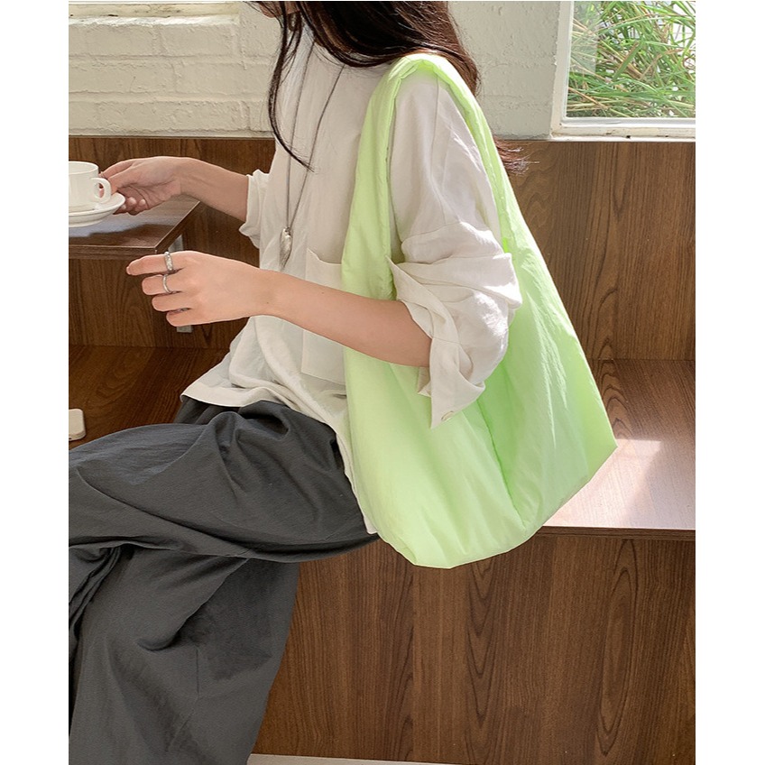 特別的4種顏色＠『F5860』必須入手的軟綿通勤托特包 單肩包 腋下包 尼龍包 通勤包 托特包-細節圖3