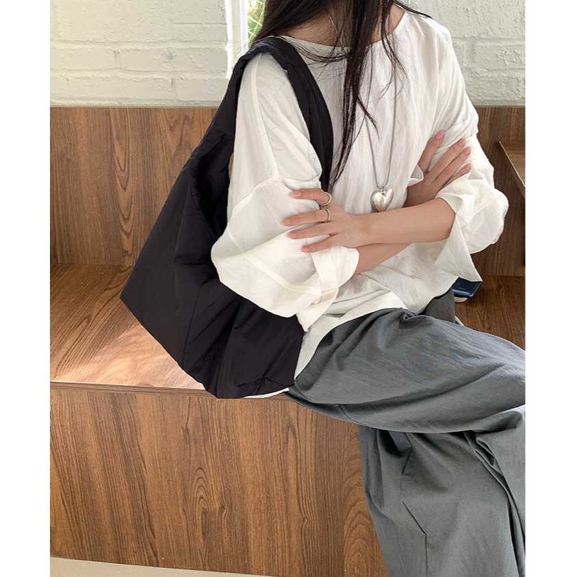 特別的4種顏色＠『F5860』必須入手的軟綿通勤托特包 單肩包 腋下包 尼龍包 通勤包 托特包-細節圖5