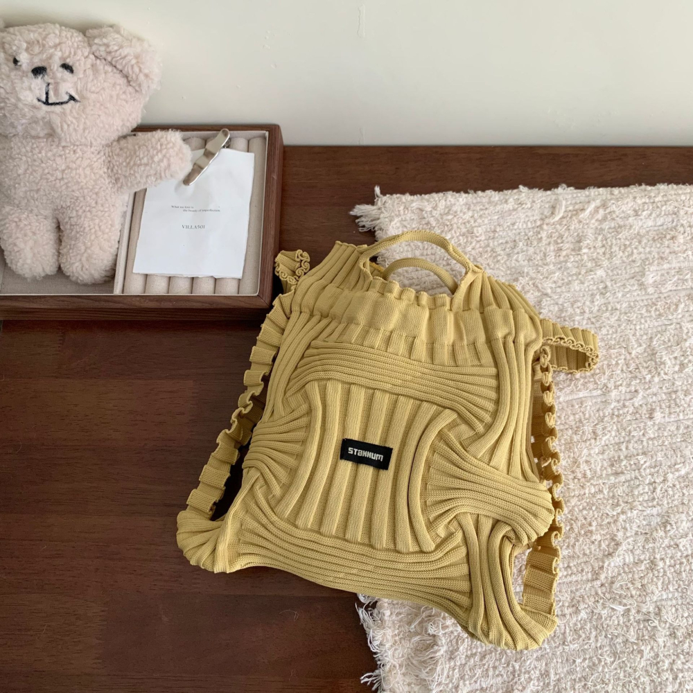 韓國代購款～多功能彈力🍬🍬『D01』設計師款多功能個性皺褶彈力手提雙肩包 手提包 單肩包 雙肩包 單肩包 後背包-細節圖8