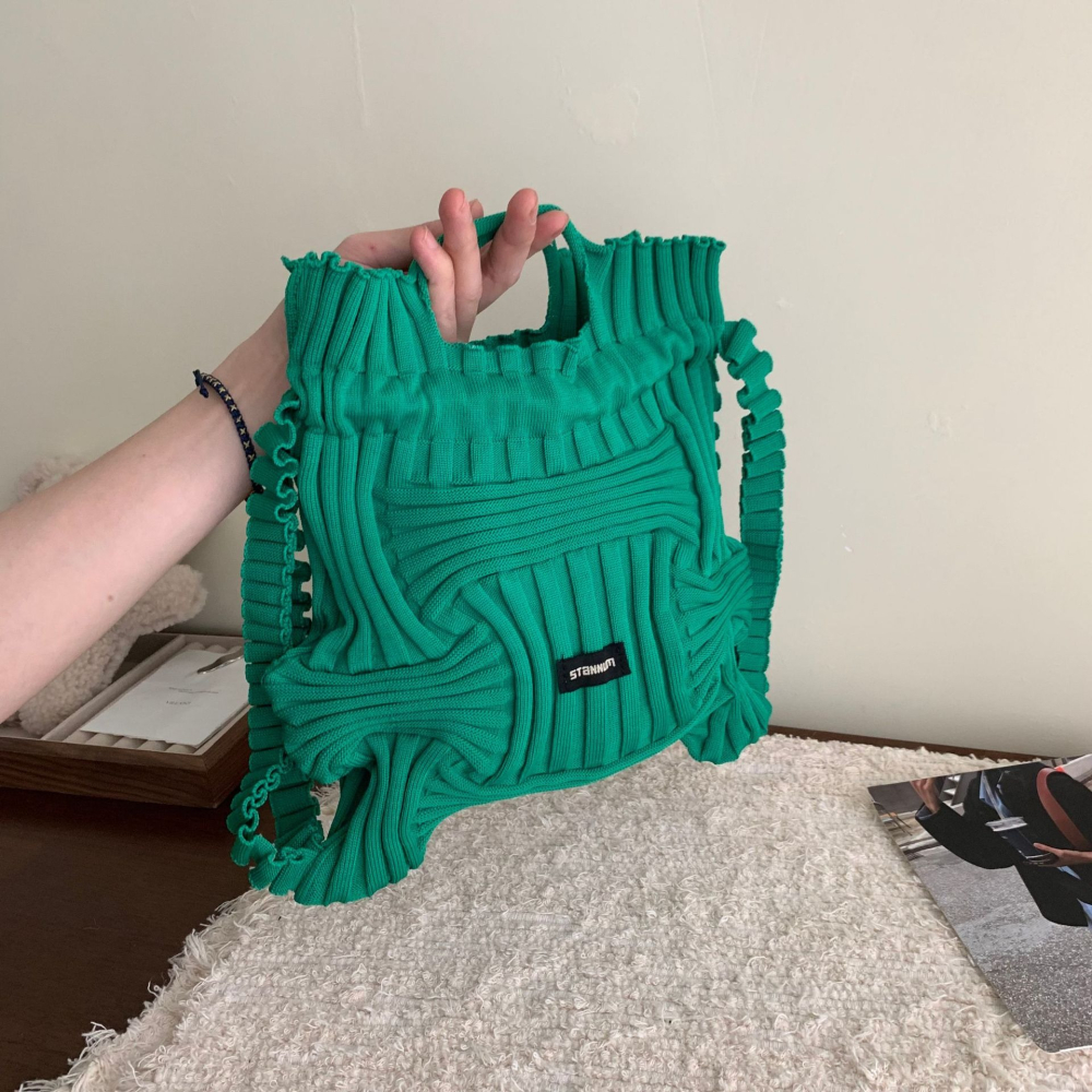 韓國代購款～多功能彈力🍬🍬『D01』設計師款多功能個性皺褶彈力手提雙肩包 手提包 單肩包 雙肩包 單肩包 後背包-細節圖11