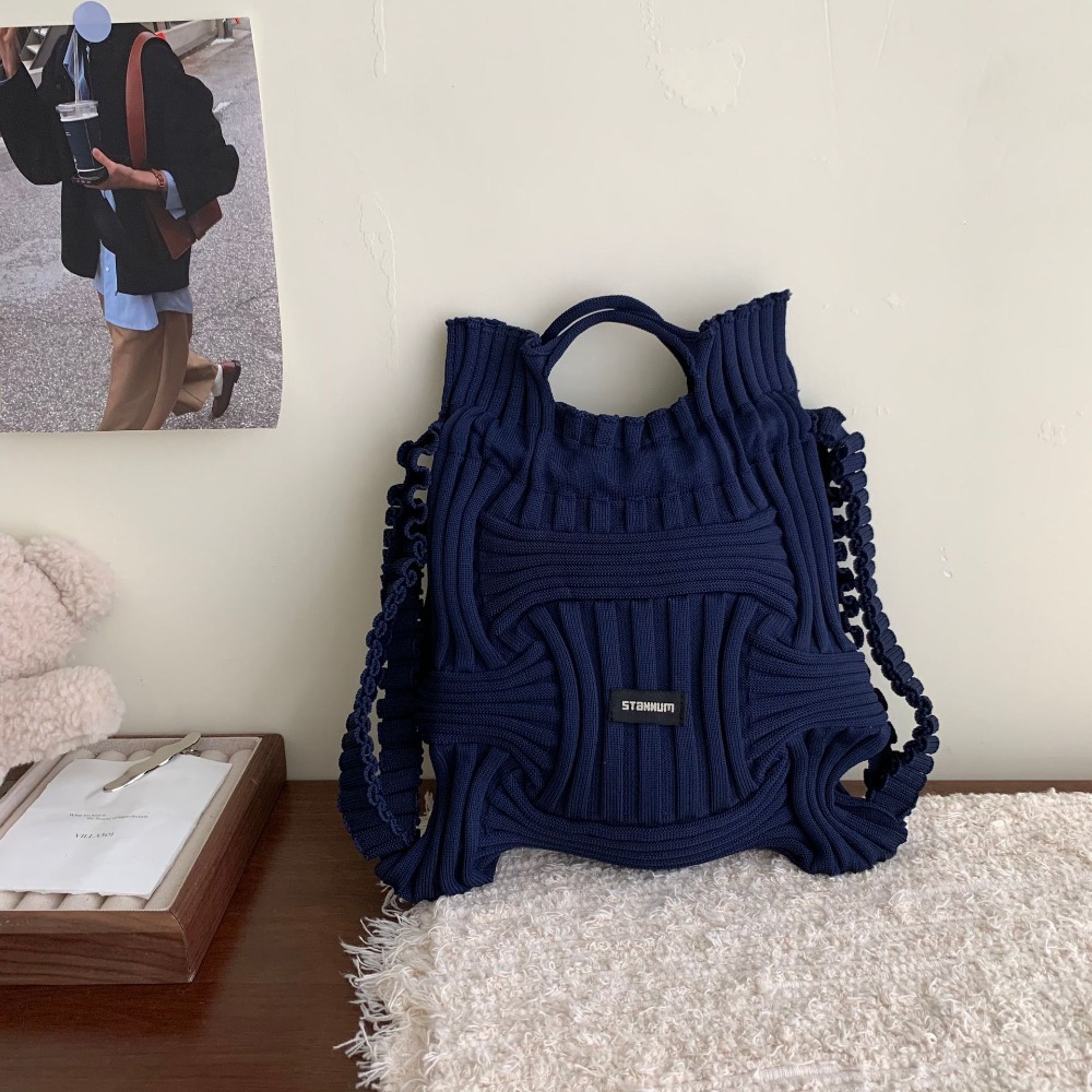 韓國代購款～多功能彈力🍬🍬『D01』設計師款多功能個性皺褶彈力手提雙肩包 手提包 單肩包 雙肩包 單肩包 後背包-規格圖11