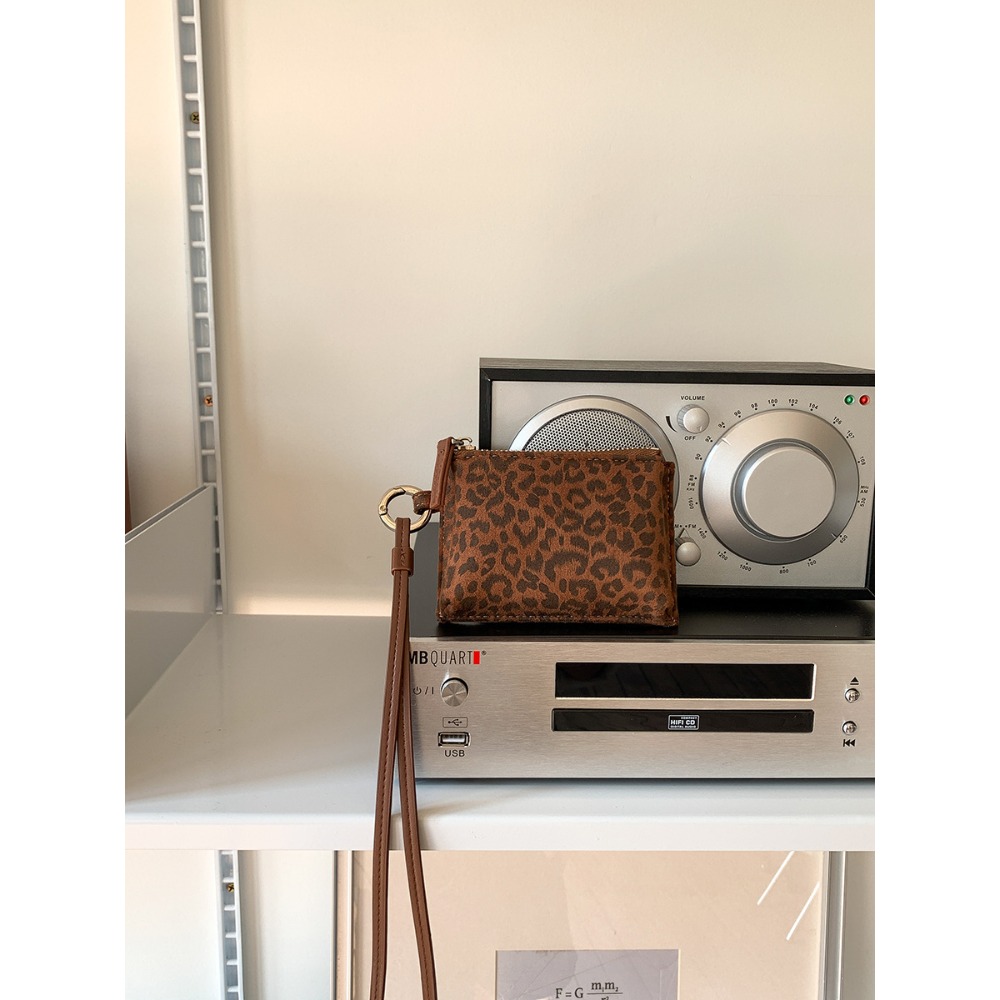 時髦掛脖款✈可當卡包｜A55807｜韓國個性復古豹紋掛脖式零錢包 小方包 卡包 單肩小方包 韓國零錢包 零錢袋-規格圖11