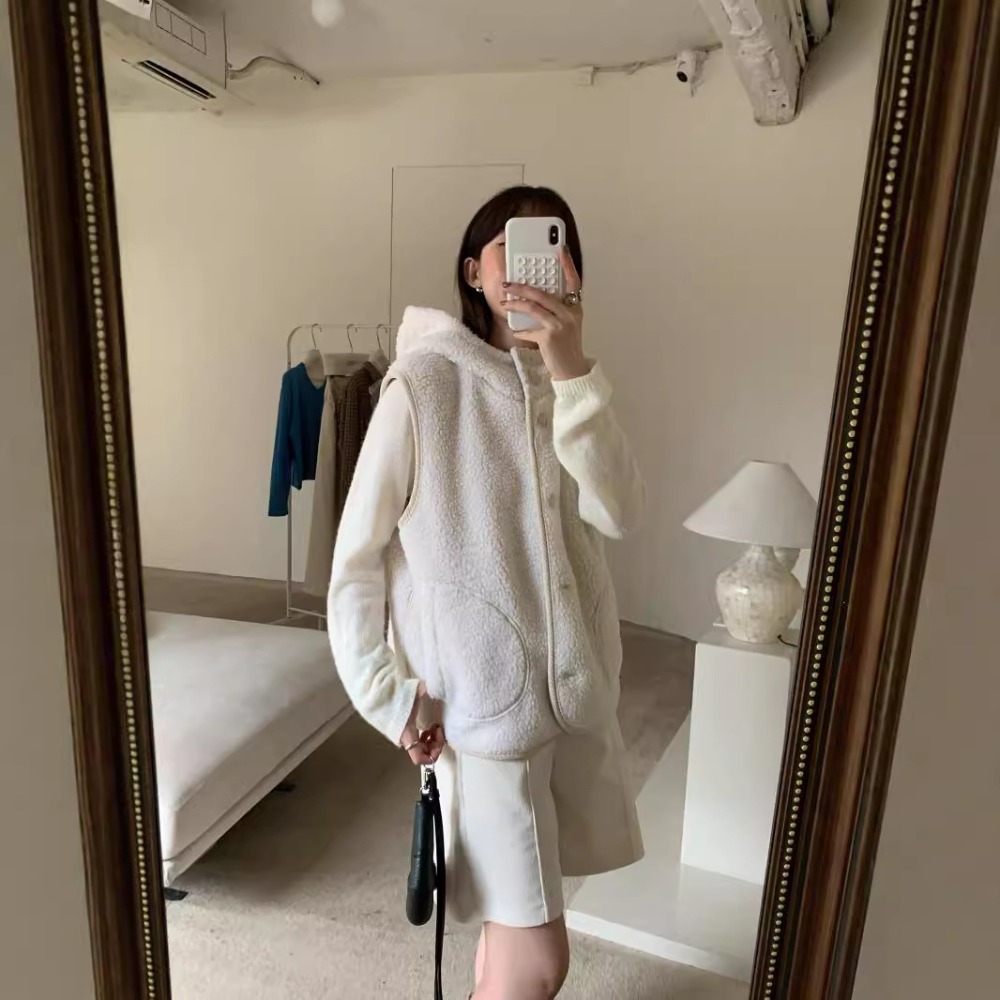 可兩面穿！簡直不要太好看<24135>24新款秋冬連帽羊羔毛馬甲背心外套 馬甲外套 毛絨背心 背心外套 背心-規格圖11