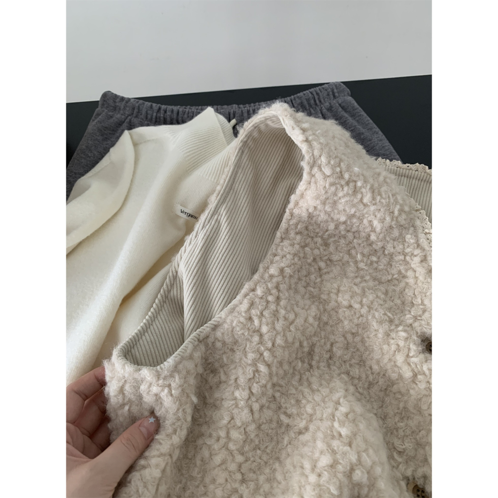 2435::兩面穿溫柔復古花邊v領羊羔毛燈芯絨背心-細節圖10