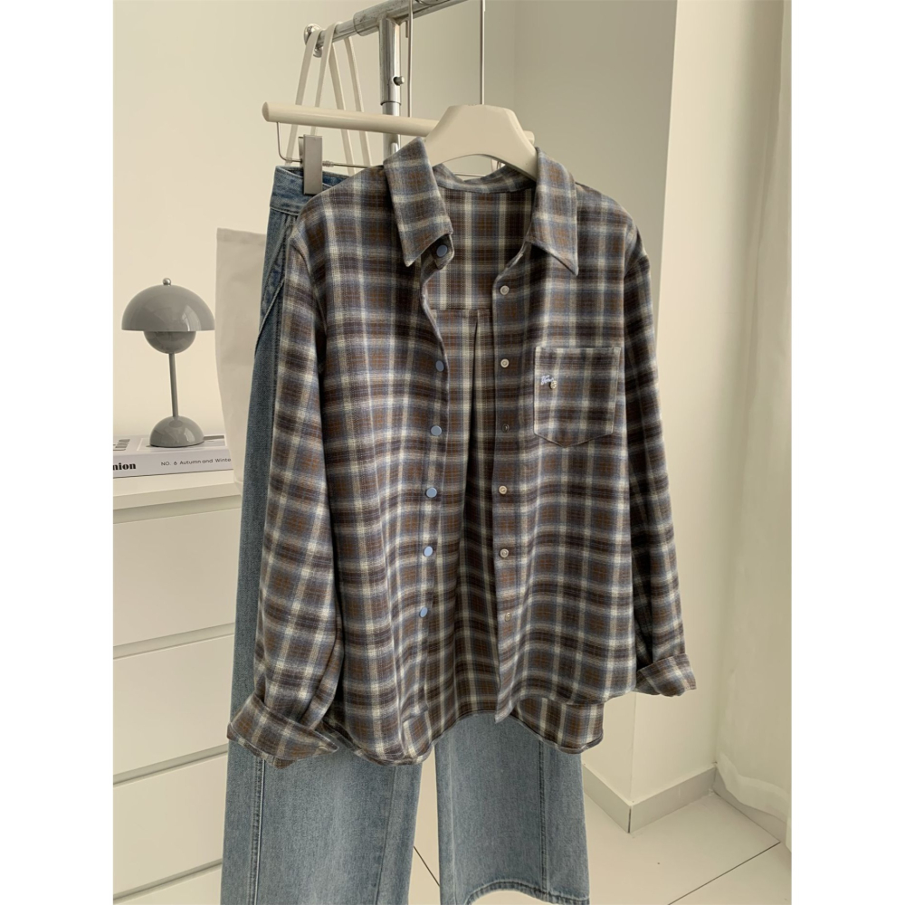 復古中長款藍咖格子外穿口袋刺繡襯衫-細節圖3