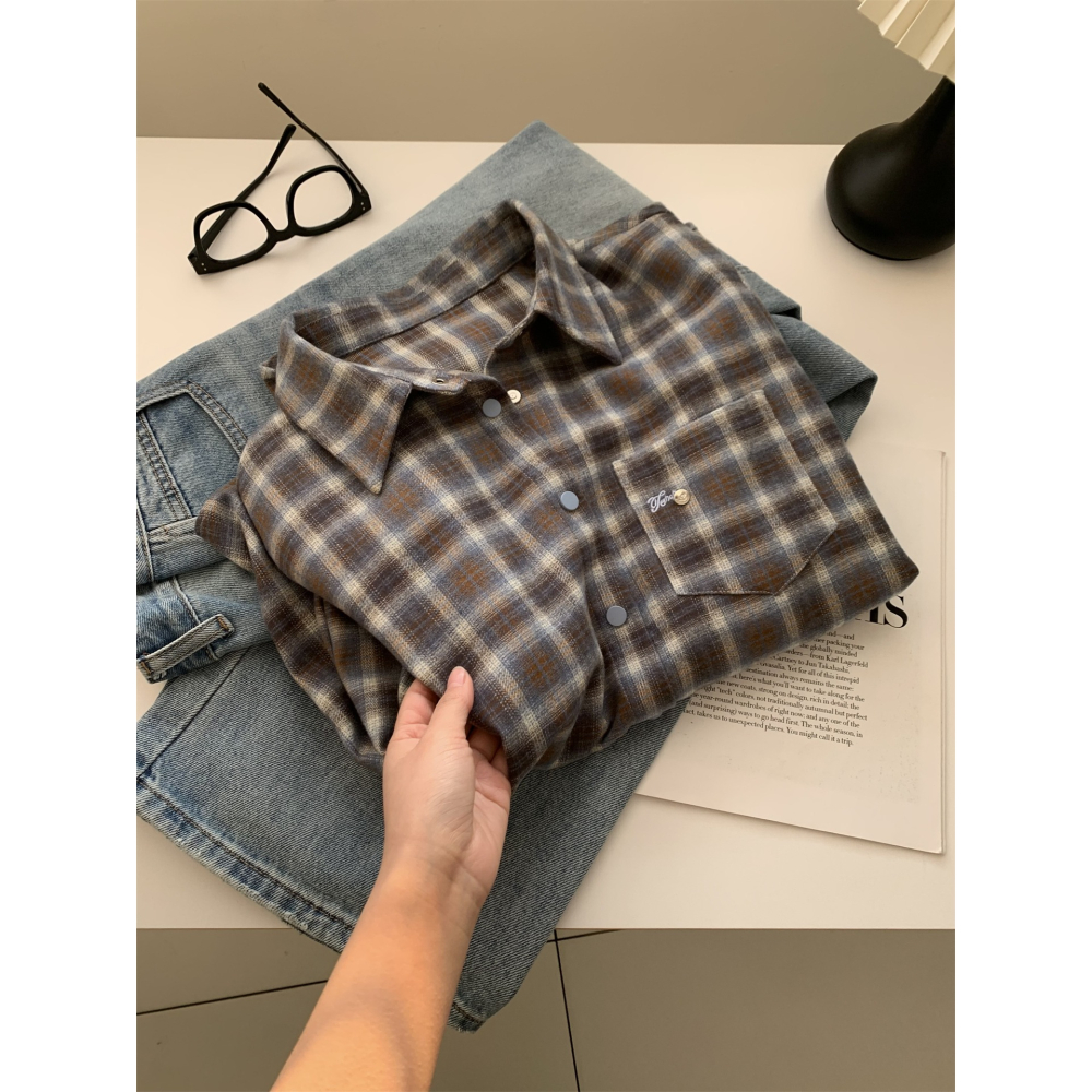 復古中長款藍咖格子外穿口袋刺繡襯衫-細節圖6