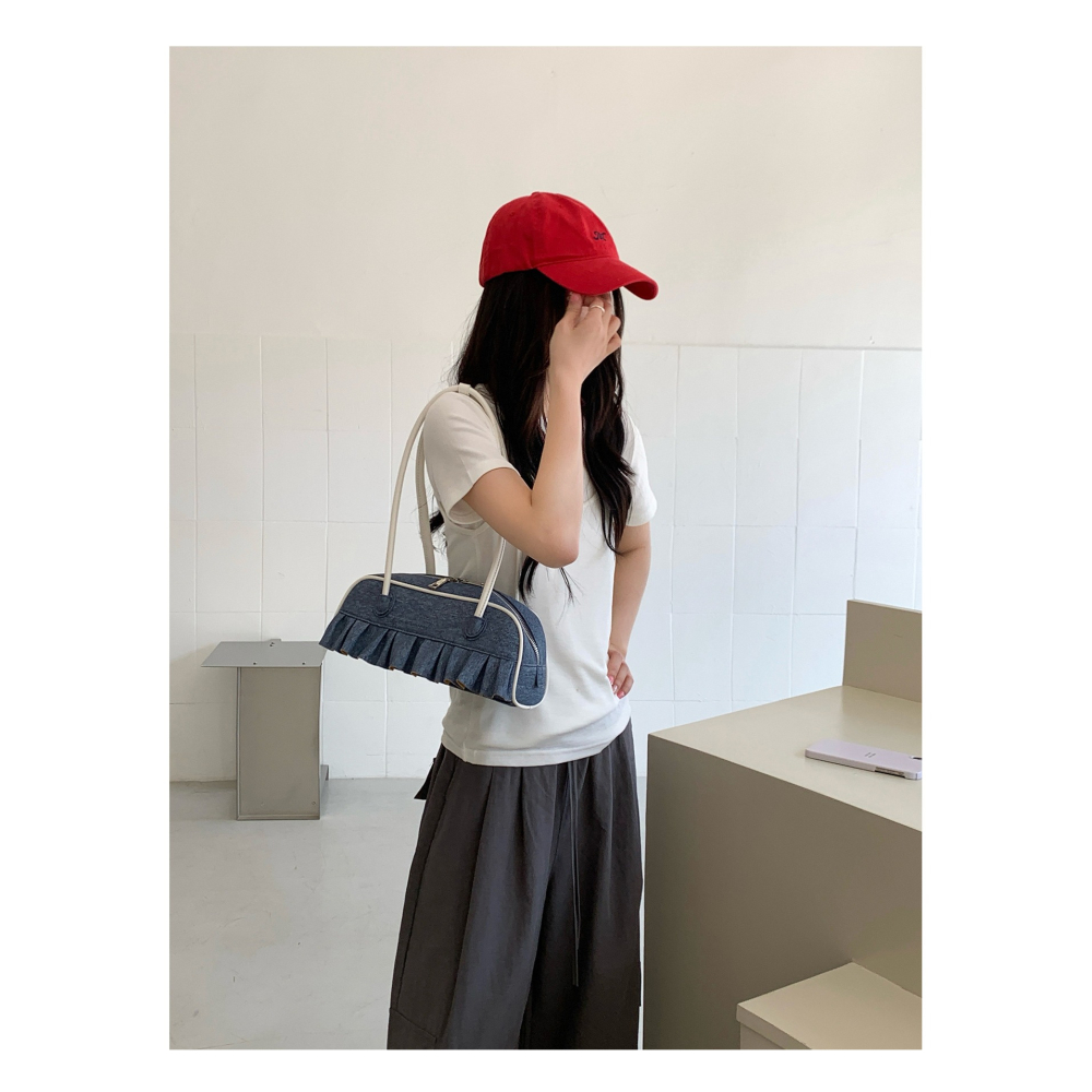 A66827｜韓國獨特外形設計皺褶花邊單肩法棍包 單肩包 手提包 腋下包 波士頓包 手提包-細節圖3