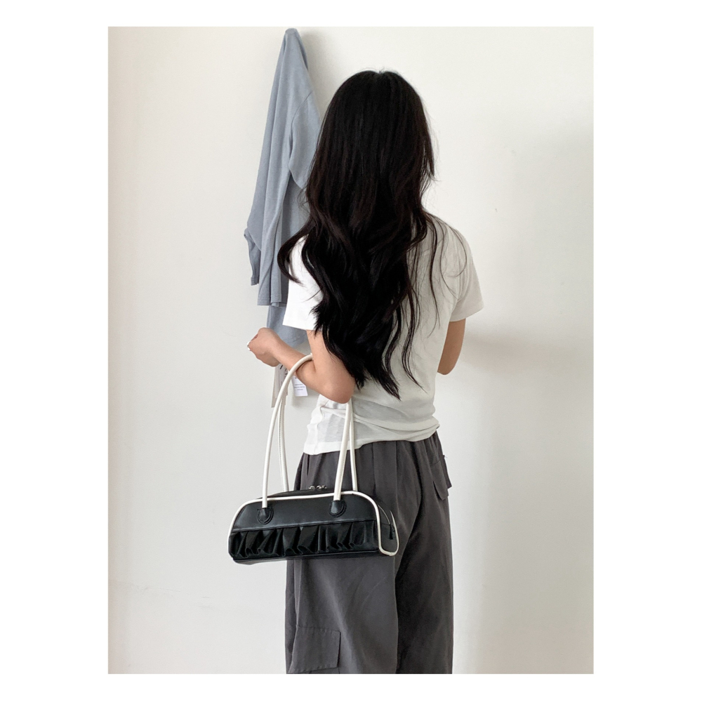 A66827｜韓國獨特外形設計皺褶花邊單肩法棍包 單肩包 手提包 腋下包 波士頓包 手提包-細節圖7