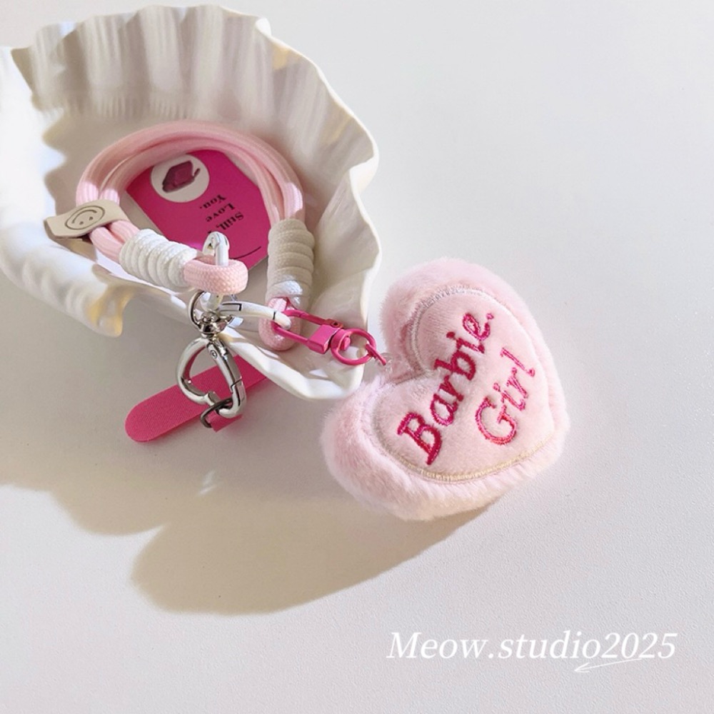 ❤️ 絨毛愛心刺繡字母掛飾/手機墊片掛繩-細節圖3