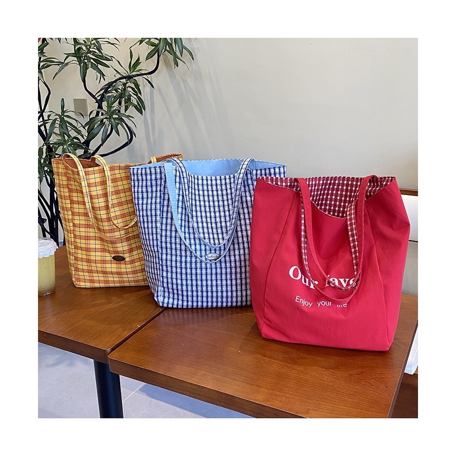 🌸2025 ins風雙面格子手提單肩托特包-細節圖3