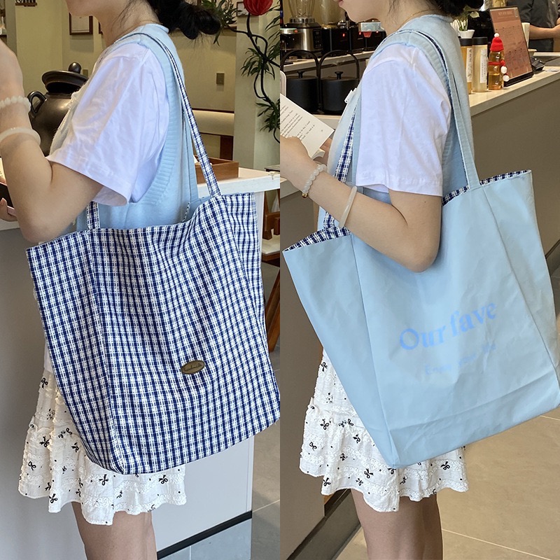 🌸2025 ins風雙面格子手提單肩托特包-細節圖4