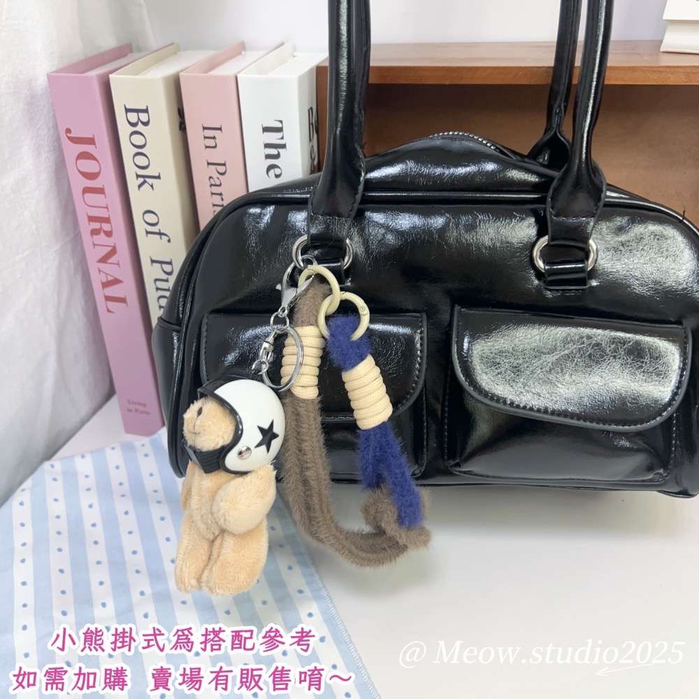 🌸 撞色絨毛雙釦短掛繩-細節圖2