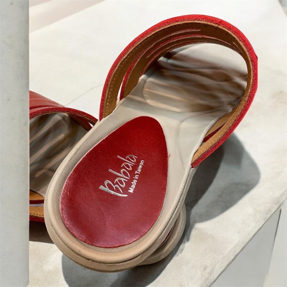 三輝皮鞋台灣製全真皮 牛皮超輕量足弓支撐避震人體工學寬楦平底拖鞋 工字型橫條拇指外翻專用 MIT 加大尺碼女鞋厚底拖鞋-細節圖8