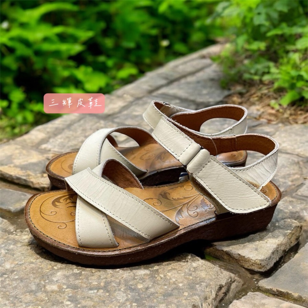 三輝皮鞋台灣製手工全真皮 牛皮超防滑生膠底鞋底縫線 素色交叉魔鬼氈平底涼鞋MIT寬楦拇指外翻適用老師傅手工鞋底縫製文青-細節圖3