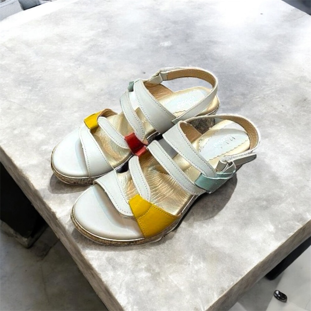 三輝皮鞋台灣製全真皮 牛皮超輕量足弓支撐幾何拼接S橫條厚底楔型跟涼鞋 babala高台平底涼鞋增高鞋寬楦女涼拖鞋-細節圖2