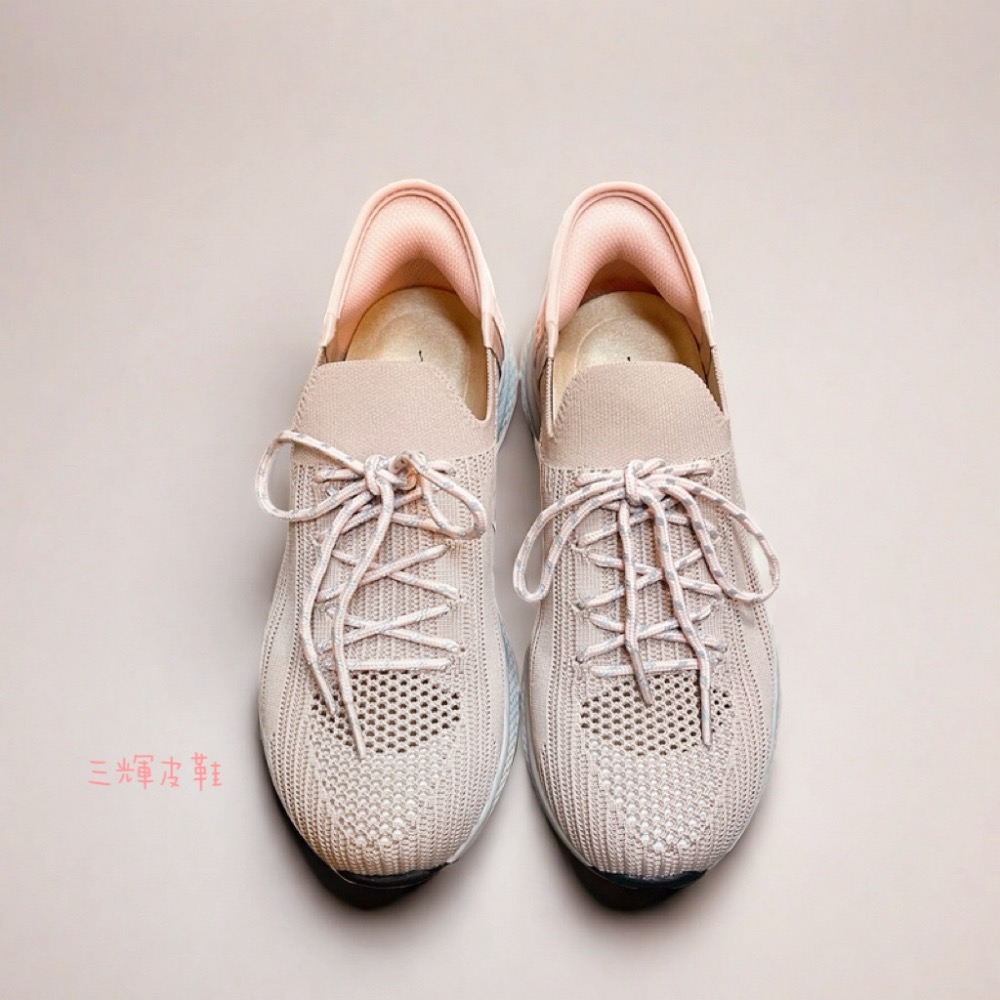 三輝皮鞋台灣製 瞬穿舒適科技 超輕量寬楦免綁帶真皮足弓支撐 透氣飛織網布健走鞋休閒鞋運動鞋 老人孕婦大腳41現貨加預購-細節圖2