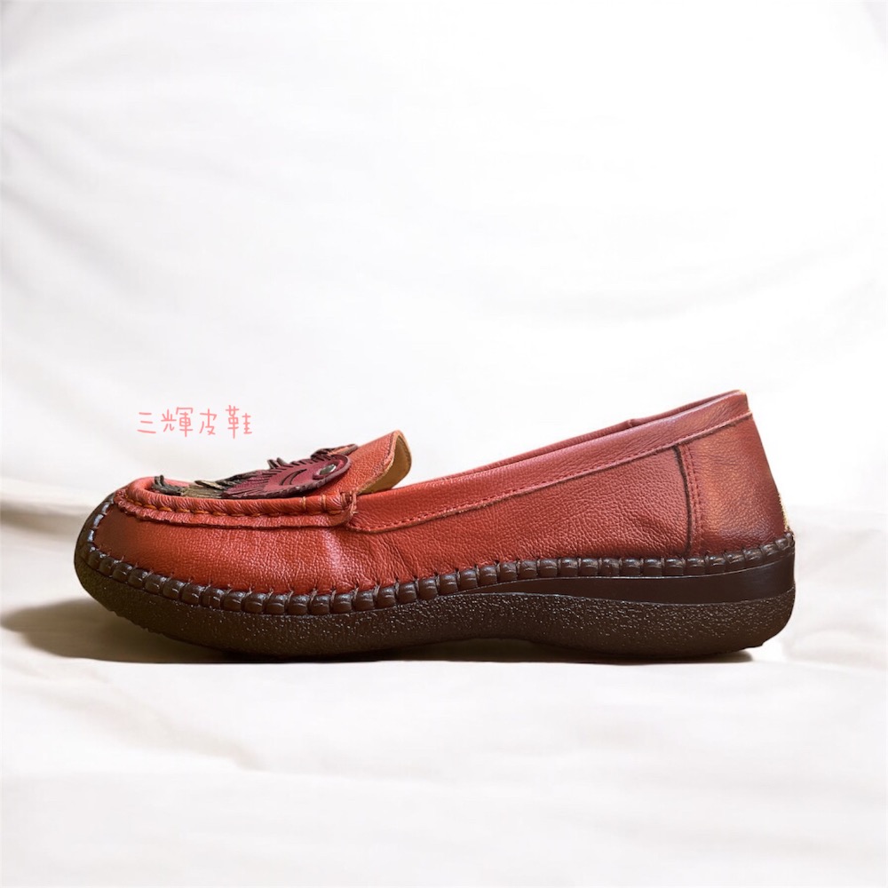 三輝皮鞋台灣製全真皮 耐磨牛皮鞋底縫製立體小魚軟底Q彈防滑平底鞋 圓頭深口休閒鞋單鞋豆豆鞋帆船鞋媽媽鞋孕婦鞋長輩鞋 現貨-細節圖4